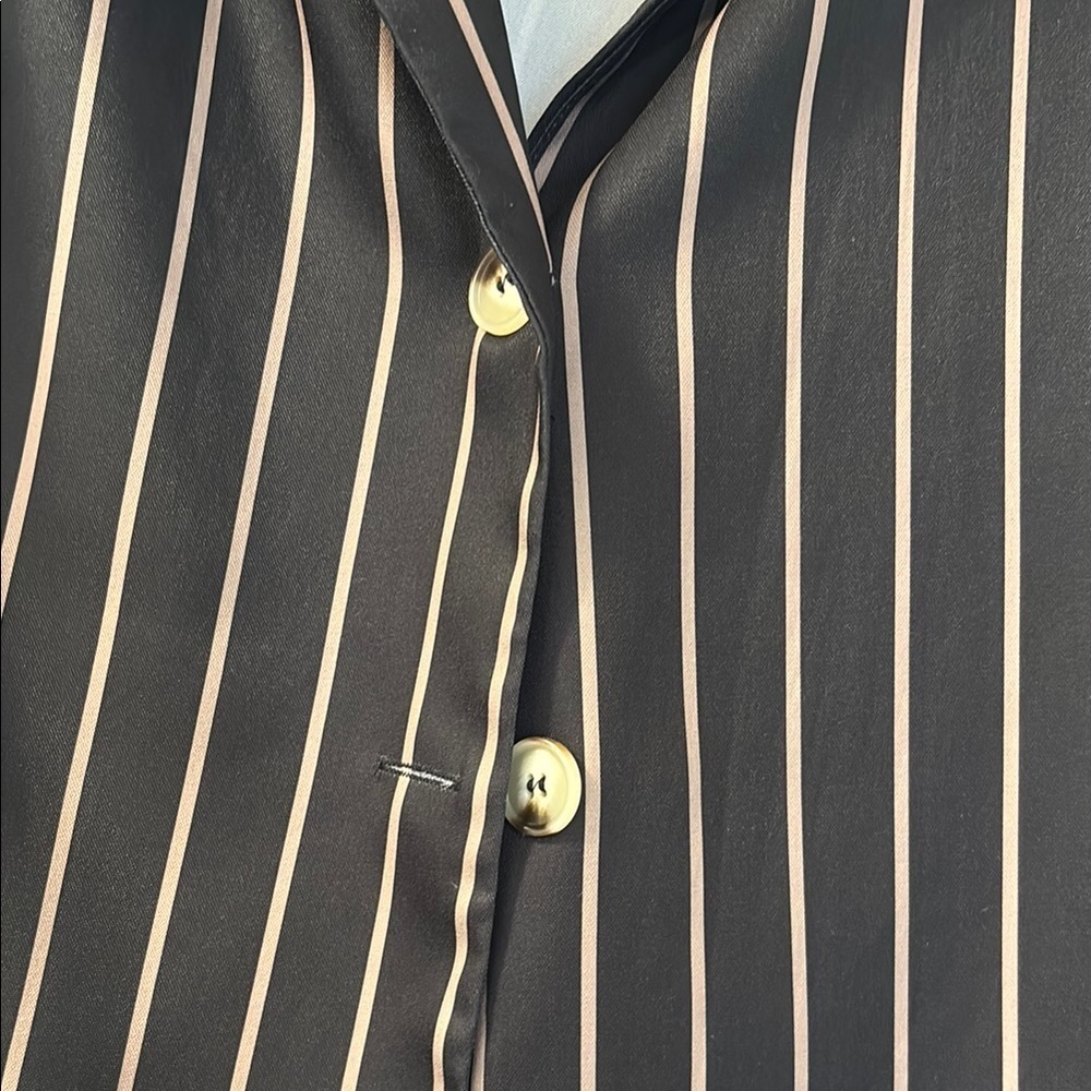 SHEIN Black and White Pinstriped Blazer - Picture 5 of 9